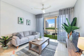 Central City 3 Bed Apt, Pool, 2 Free Secured Parks